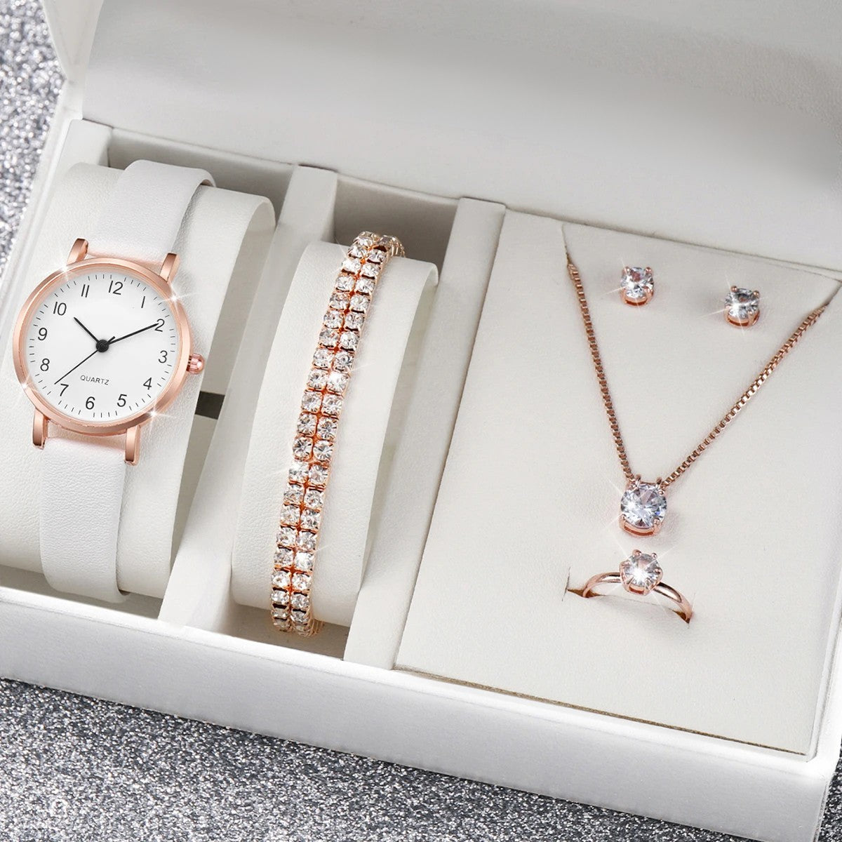 Coffret 5 Bijoux Assortis