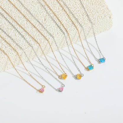 Collier tendance à zirconia carré