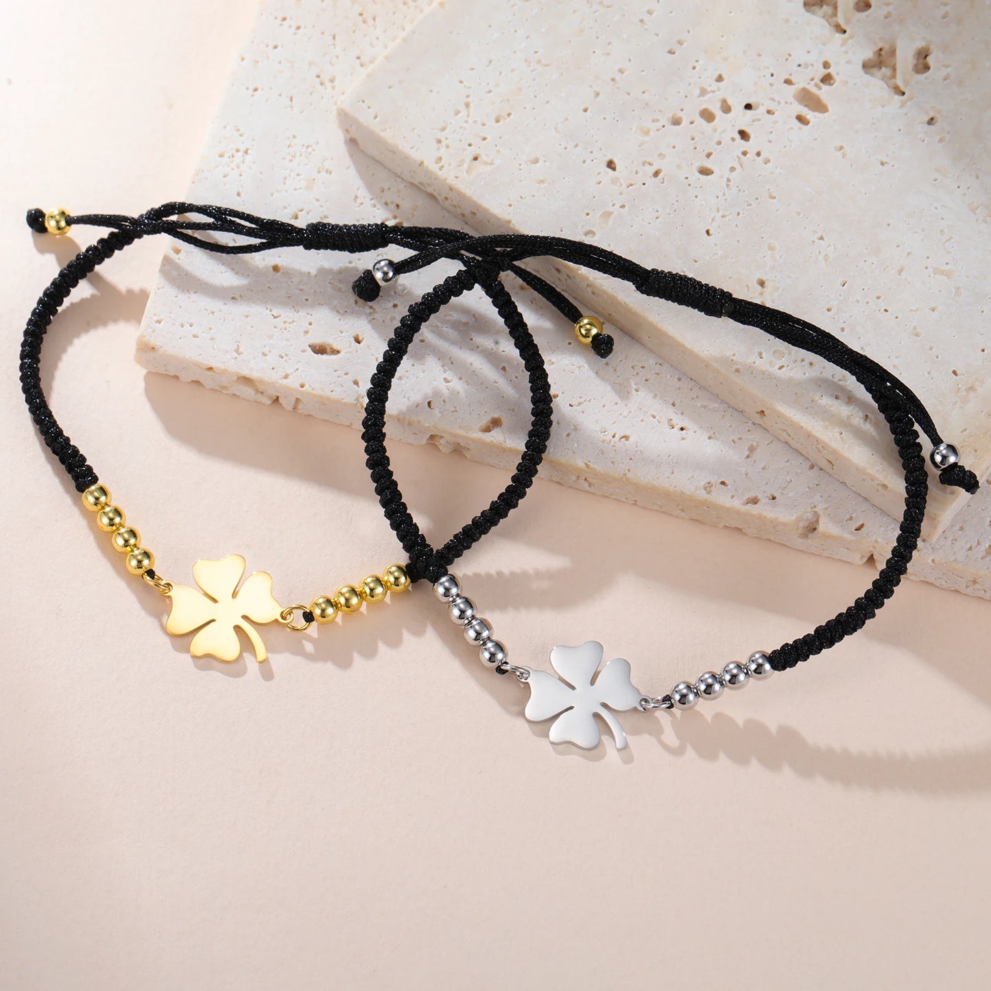 Bracelet Trèfle 1+1 Offert