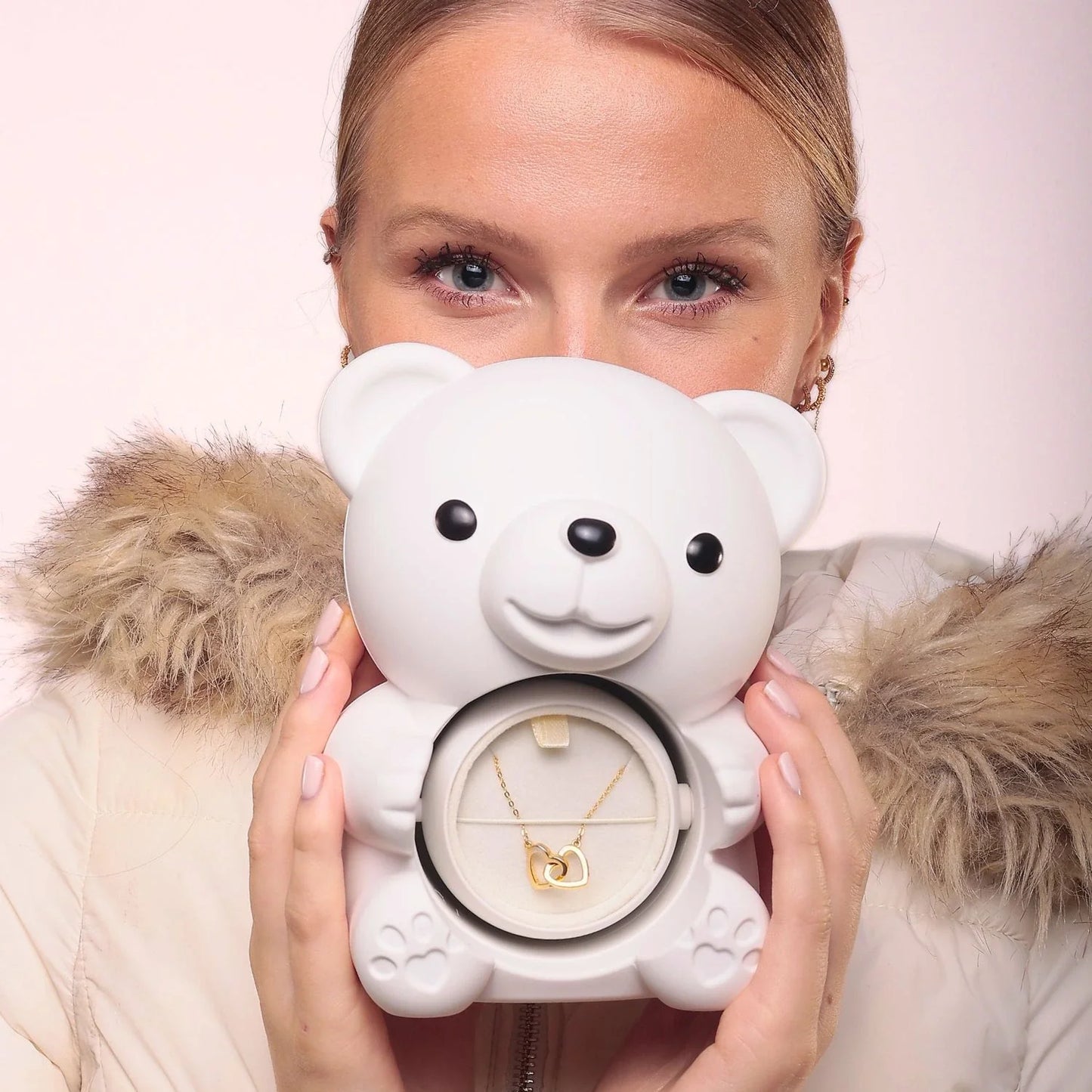 Ours Rose Éternelle & Collier Personnalisé